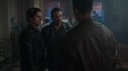 RD-Caps-2x21-Judgment-Night-33-Jughead-FP