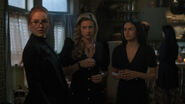 RD-Promo-5x12-Citizen-Lodge-03-Young-Penelope-Young-Alice-Young-Hermione