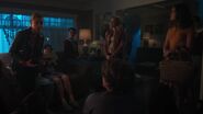 RD-Caps-3x09-No-Exit-56-Betty-Hannah-Polly-Evelyn