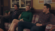 RD-Caps-4x19-Killing-Mr-Honey-123-Jughead-Betty-Kevin