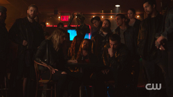 RD-Caps-2x12-The-Wicked-and-The-Divine-55-Penny-Toni-Sweet-Pea-Tall-Boy-FP-Southside-Serpents