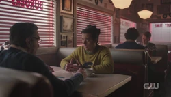 Jughead and Rayberry discuss his novel