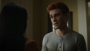 RD-Caps-5x11-Strange-Bedfellows-06-Veronica-Archie