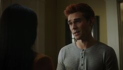 RD-Caps-5x11-Strange-Bedfellows-06-Veronica-Archie