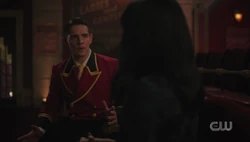 Kevin tells Veronica that he and Clay are gay