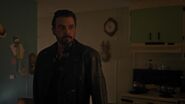 RD-Caps-3x06-Manhunter-44-FP.jpg (82 KB)
