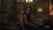 RD-Caps-6x07-Death-at-a-Funeral-161-Jughead.png (1.93 MB)