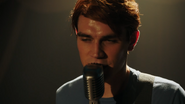 RD-Caps-4x17-Wicked-Little-Town-116-Archie