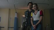 RD-Caps-3x02-Fortune-and-Men's-Eyes-47-Jughead-Betty