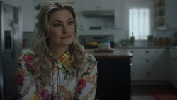 Alice shuts Veronica