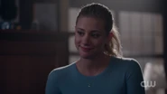 RD-Caps-2x05-When-a-Stranger-Calls-19-Betty.png (846 KB)