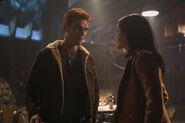RD-Promo-5x11-Strange-Bedfellows-02-Archie-Veronica.jpg (547 KB)