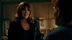 RD-Caps-4x03-Dog-Day-Afternoon-111-Mary