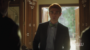 RD-Caps-5x03-Graduation-99-Archie