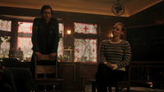 RD-Caps-4x16-The-Locked-Room-57-Jughead-Betty