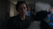 RD-Caps-2x21-Judgment-Night-31-Jughead