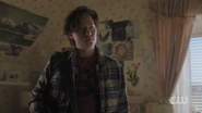 RD-Caps-5x03-Graduation-116-Jughead.png (1.74 MB)