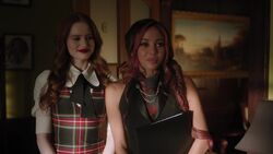 RD-Caps-3x12-Bizarrodale-53-Cheryl-Toni