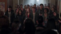 RD-Caps-2x22-Brave-New-World-78-Reggie-Veronica-Archie-Josie-Jughead-Cheryl-Toni-Sweet-Pea-Kevin