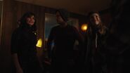 RD-Caps-3x12-Bizarrodale-103-Gladys-Jughead-Jellybean.jpg (84 KB)
