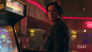 RD-Caps-2x10-The-Blackboard-Jungle-101-Jughead