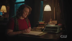 Ethel reads Jughead's story