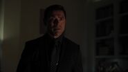 RD-Caps-3x07-The-Man-in-Black-64-Hiram