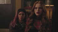 RD-Caps-4x13-The-Ides-of-March-43-Toni-Cheryl