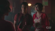 RD-Caps-7x20-Goodbye-Riverdale-56-Fangs-Midge.png (1.86 MB)