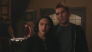 RD-Caps-4x13-The-Ides-of-March-45-Veronica-Archie