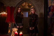 RD-Promo-6x04-The-Witching-Hour(s)-01-Cheryl-Sabrina