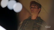 RD-Caps-2x01-A-Kiss-Before-Dying-53-Archie.png (932 KB)