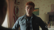 RD-Caps-5x05-Homecoming-81-Archie