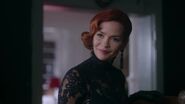 RD-Caps-2x17-The-Noose-Tightens-64-Penelope