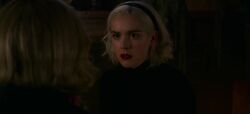 CAOS-Caps-2x07-The-Miracles-of-Sabrina-Spellman-62-Sabrina