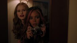 RD-Caps-3x12-Bizarrodale-42-Cheryl-Toni