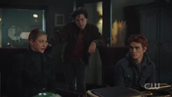 Archie, Betty, and Jughead learn more about Percival from Veronica