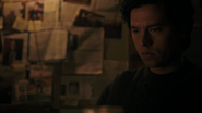 RD-Caps-4x16-The-Locked-Room-07-Jughead.png (990 KB)