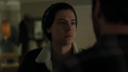 RD-Caps-4x16-The-Locked-Room-125-Jughead.png (799 KB)