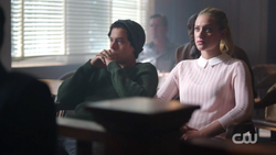 RD-Caps-2x02-Nighthawks-105-Jughead-Betty