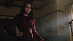 RD-Caps-3x21-The-Dark-Secret-of-Harvest-House-35-Veronica