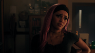 RD-Caps-4x03-Dog-Day-Afternoon-55-Toni
