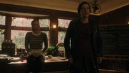 RD-Caps-4x16-The-Locked-Room-37-Betty-Jughead.png (1.61 MB)