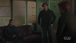 Archie, Betty, and Jughead plan to recruit