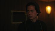 RD-Caps-3x03-As-Above-So-Below-120-Jughead