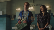 RD-Caps-5x06-Back-to-School-137-Archie-Veronica