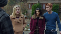 RD-Caps-2x14-The-Hills-Have-Eyes-81-Betty-Veronica-Archie