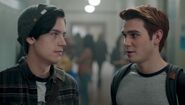Season 1 Episode 7 In a Lonely Place Archie Jughead 3