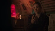 RD-Caps-5x11-Strange-Bedfellows-43-Betty.jpg (74 KB)