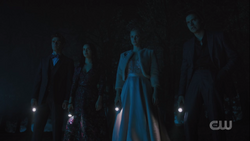 RD-Caps-3x22-Survive-The-Night-44-Archie-Veronica-Betty-Jughead